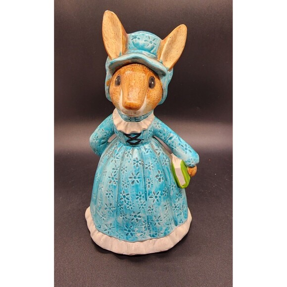 Vintage Made in Japan Anthropomorphic  Ceramic Novelty Bunny Rabbit Bank 8" - Picture 1 of 7